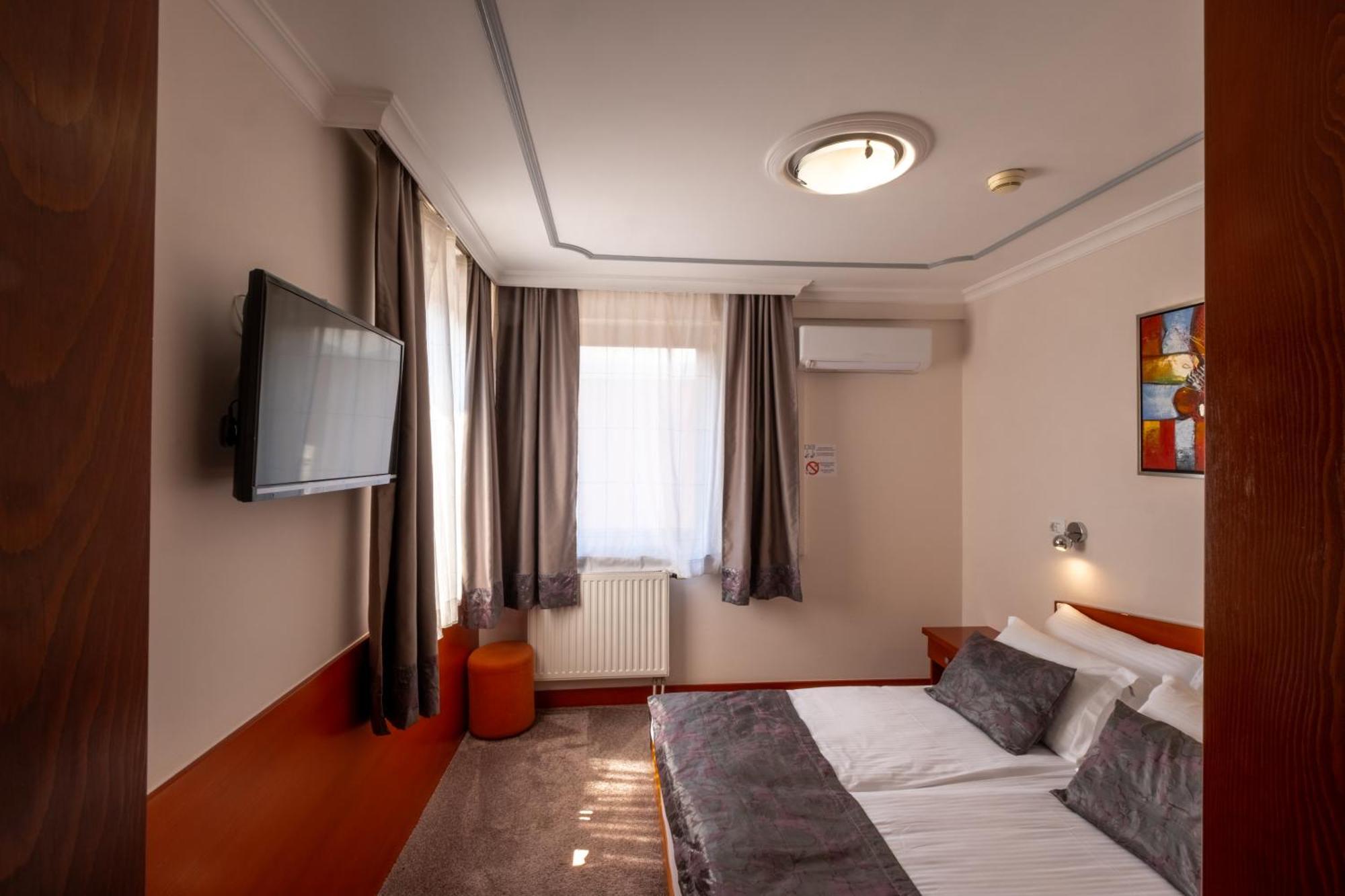 Hotel Bosna 1 Ilidža Eksteriør bilde