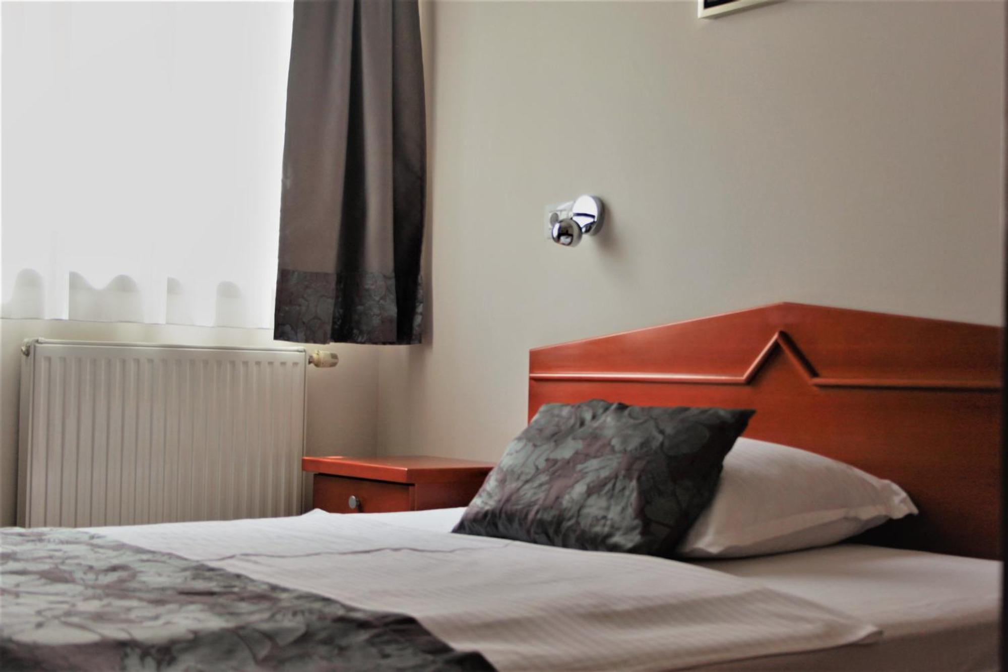 Hotel Bosna 1 Ilidža Eksteriør bilde